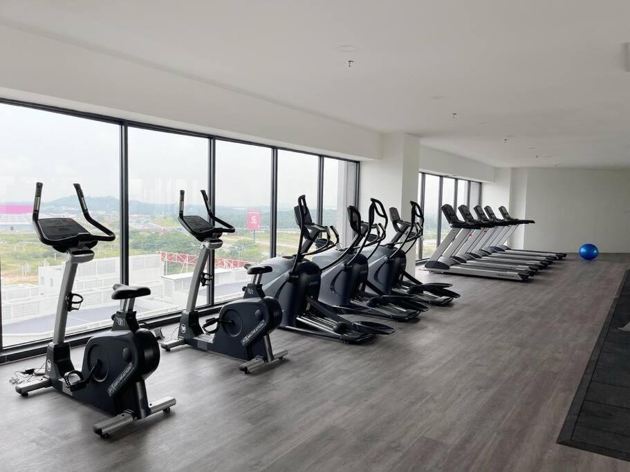 #HS Studio S&THomez 盛婷民宿 Horizon Suite WiFi&NetFlix KLIA Sepang Exterior foto